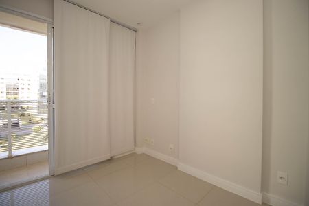 Studio para alugar com 32m², 1 quarto e sem vaga Studio para alugar com 32m², 1 quarto e sem vagaQuarto