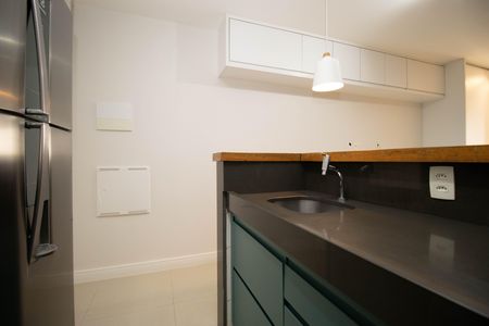 Studio para alugar com 32m², 1 quarto e sem vaga Studio para alugar com 32m², 1 quarto e sem vagaCozinha e Área de Serviço