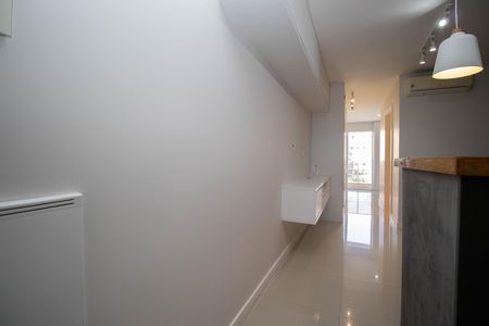 Studio para alugar com 32m², 1 quarto e sem vaga Studio para alugar com 32m², 1 quarto e sem vagaHall