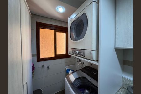 Apartamento à venda com 71m², 2 quartos e 1 vagaÁrea de Serviço