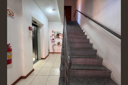 Apartamento à venda com 71m², 2 quartos e 1 vagaÁrea comum
