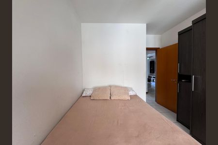 Apartamento à venda com 71m², 2 quartos e 1 vagaQuarto 2