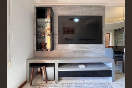 Apartamento à venda com 71m², 2 quartos e 1 vagaSala