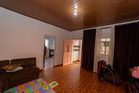 Casa à venda com 400m², 2 quartos e 3 vagasSala