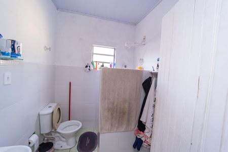 Casa à venda com 400m², 2 quartos e 3 vagasBanheiro