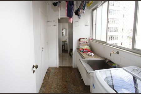 Apartamento à venda com 145m², 4 quartos e 2 vagasÁrea de Serviço