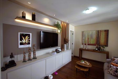 Apartamento à venda com 145m², 4 quartos e 2 vagasSala de estar