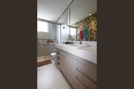 Apartamento à venda com 145m², 4 quartos e 2 vagasBanheiro Social