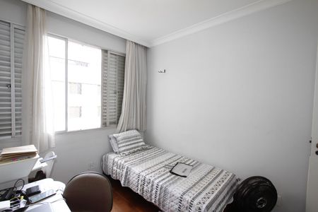 Apartamento à venda com 145m², 4 quartos e 2 vagasQuarto 4