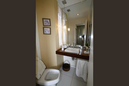 Apartamento à venda com 145m², 4 quartos e 2 vagasLavabo Sala