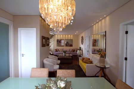 Apartamento à venda com 145m², 4 quartos e 2 vagasSala