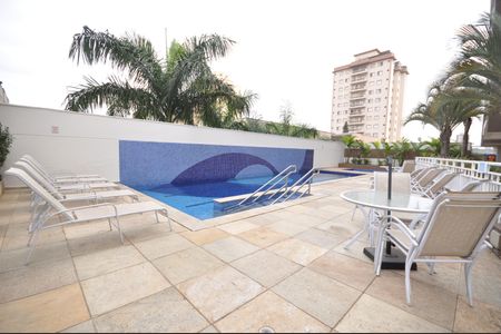 Apartamento à venda com 60m², 2 quartos e 1 vagaÁrea comum - Piscina