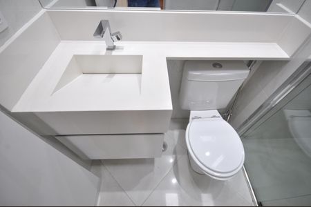 Apartamento à venda com 60m², 2 quartos e 1 vagaBanheiro Social