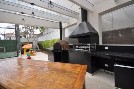 Apartamento à venda com 60m², 2 quartos e 1 vagaÁrea comum - Churrasqueira