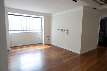 Apartamento à venda com 65m², 2 quartos e 1 vaga Apartamento à venda com 65m², 2 quartos e 1 vagaSala