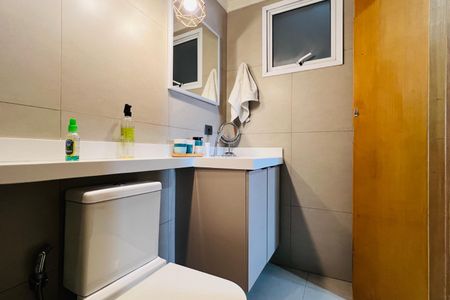 Apartamento à venda com 69m², 2 quartos e 1 vagaBanheiro Social