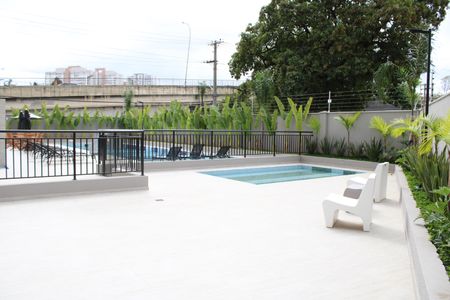 Apartamento para alugar com 40m², 2 quartos e sem vagaÁrea comum - Piscina Infantil