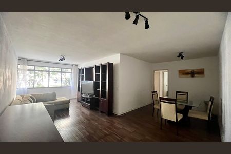 Apartamento à venda com 130m², 3 quartos e sem vaga Apartamento à venda com 130m², 3 quartos e sem vagaSala