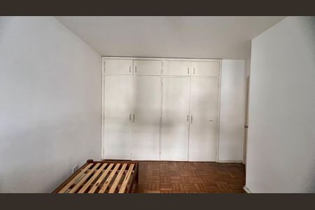 Apartamento à venda com 130m², 3 quartos e sem vaga Apartamento à venda com 130m², 3 quartos e sem vagaQuarto 2