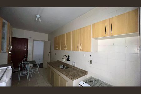 Apartamento à venda com 130m², 3 quartos e sem vaga Apartamento à venda com 130m², 3 quartos e sem vagaCozinha
