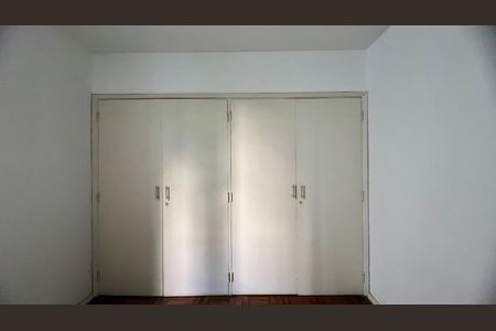Apartamento à venda com 130m², 3 quartos e sem vaga Apartamento à venda com 130m², 3 quartos e sem vagaQuarto 1