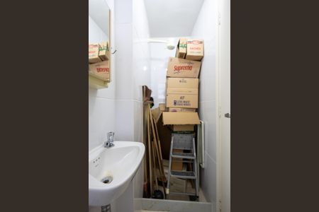 Apartamento à venda com 122m², 3 quartos e 2 vagas Apartamento à venda com 122m², 3 quartos e 2 vagasBanheiro de Serviço