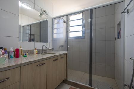 Apartamento à venda com 122m², 3 quartos e 2 vagas Apartamento à venda com 122m², 3 quartos e 2 vagasBanheiro Suite
