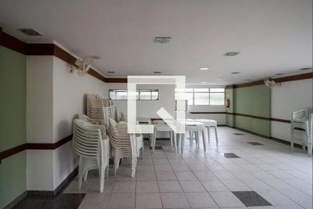 Apartamento à venda com 122m², 3 quartos e 2 vagas Apartamento à venda com 122m², 3 quartos e 2 vagasSalão de Festas
