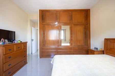 Apartamento à venda com 122m², 3 quartos e 2 vagas Apartamento à venda com 122m², 3 quartos e 2 vagasQuarto Suite