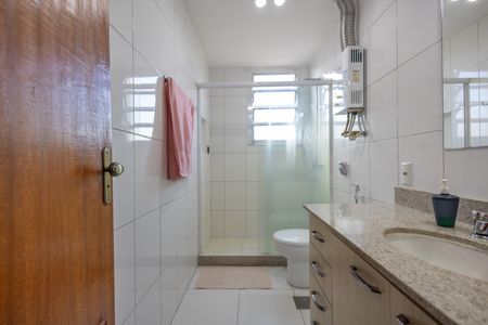 Apartamento à venda com 122m², 3 quartos e 2 vagas Apartamento à venda com 122m², 3 quartos e 2 vagasBanheiro Social