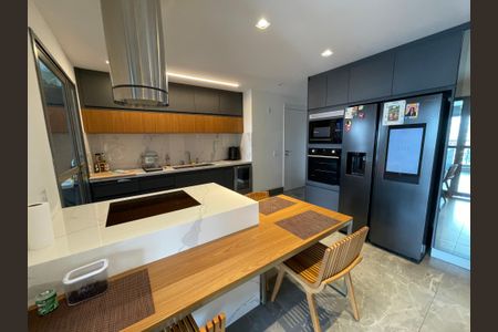 Apartamento à venda com 154m², 3 quartos e 2 vagasCozinha