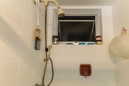 Apartamento à venda com 72m², 2 quartos e 1 vagaBanheiro Social