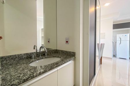 Studio para alugar com 37m², 1 quarto e 1 vaga Studio para alugar com 37m², 1 quarto e 1 vagaBanheiro