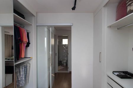 Apartamento para alugar com 65m², 1 quarto e 1 vagaCloset da suíte