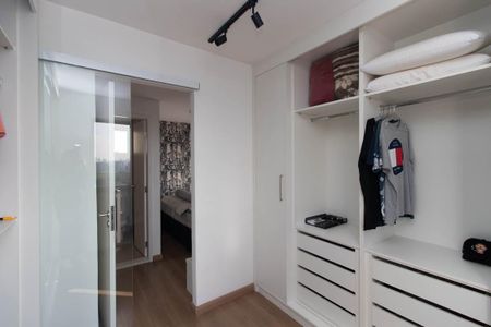 Apartamento para alugar com 65m², 1 quarto e 1 vagaCloset da suíte