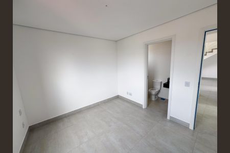 Apartamento à venda com 144m², 3 quartos e 2 vagas Apartamento à venda com 144m², 3 quartos e 2 vagasSuíte