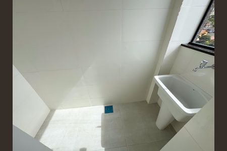 Apartamento à venda com 144m², 3 quartos e 2 vagas Apartamento à venda com 144m², 3 quartos e 2 vagasÁrea de Serviço