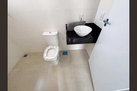 Apartamento à venda com 144m², 3 quartos e 2 vagas Apartamento à venda com 144m², 3 quartos e 2 vagasBanheiro da Suíte