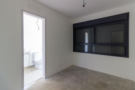 Apartamento à venda com 185m², 3 quartos e 2 vagasSuíte 2