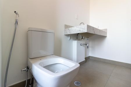 Apartamento à venda com 185m², 3 quartos e 2 vagasBanheiro da Suíte 1