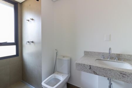 Apartamento à venda com 185m², 3 quartos e 2 vagasBanheiro da Suíte 1