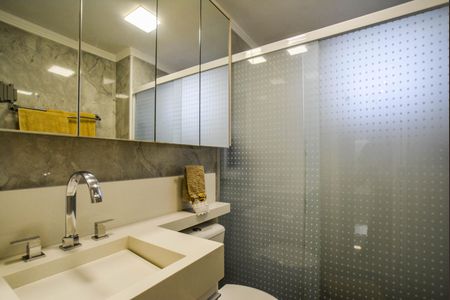 Apartamento à venda com 137m², 3 quartos e 3 vagasBanheiro da Suíte 3