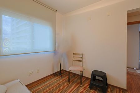 Apartamento à venda com 162m², 4 quartos e 6 vagasQuarto 2