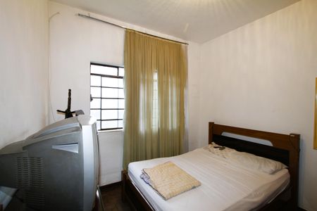 Casa à venda com 338m², 7 quartos e 2 vagasQuarto 2