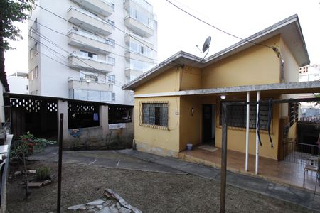 Casa à venda com 338m², 7 quartos e 2 vagasQuintal