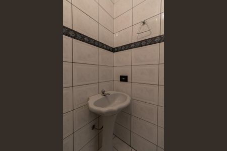 Casa à venda com 100m², 3 quartos e 2 vagasBanheiro da Suíte