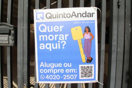 Casa à venda com 180m², 3 quartos e 2 vagasPlaca