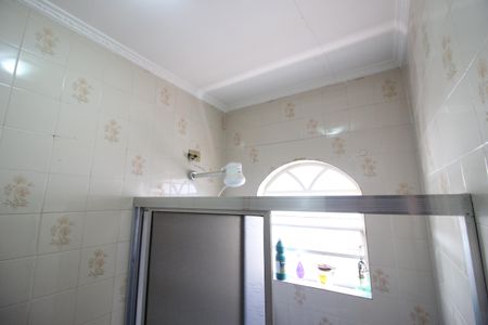 Casa à venda com 180m², 3 quartos e 2 vagasBanheiro da Suíte 2