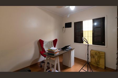 Casa à venda com 252m², 3 quartos e 2 vagasQuarto 1