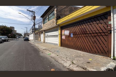 Casa à venda com 252m², 3 quartos e 2 vagasFachada e Plaquinha